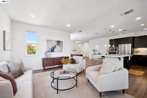 Other - 472 Diller St, Alameda, CA 94501 photo 2 of 7