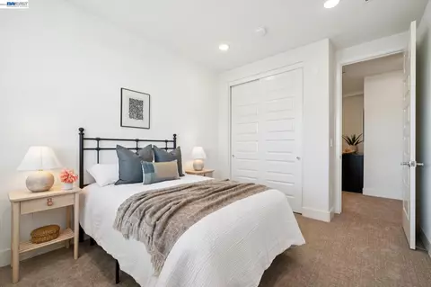 Bedroom - 472 Diller St, Alameda, CA 94501 photo 6 of 8