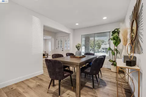 Dining - 1170 Mardon Ct, Concord, CA 94521 photo 2 of 2