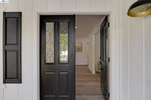 Entry Way - 1170 Mardon Ct, Concord, CA 94521 photo 1 of 3