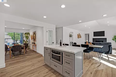 Kitchen - 1170 Mardon Ct, Concord, CA 94521 photo 3 of 4