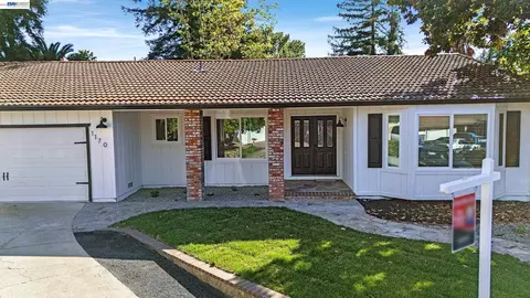 Exterior - 1170 Mardon Ct, Concord, CA 94521 photo 4 of 22