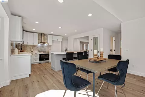Dining - 1170 Mardon Ct, Concord, CA 94521 photo 1 of 2