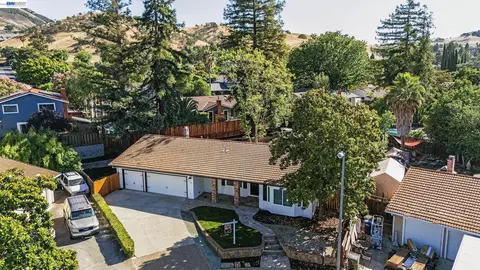 View/Area - 1170 Mardon Ct, Concord, CA 94521 photo 4 of 5