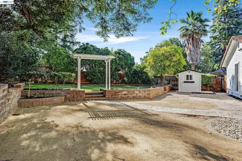 Exterior - 1170 Mardon Ct, Concord, CA 94521 photo 18 of 22