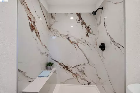Bath - 1170 Mardon Ct, Concord, CA 94521 photo 2 of 5