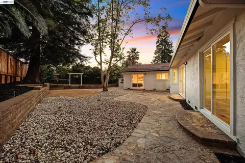 Exterior - 1170 Mardon Ct, Concord, CA 94521 photo 8 of 22