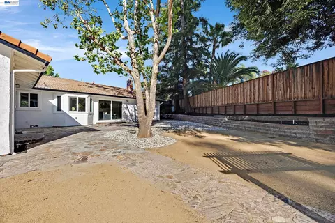 Exterior - 1170 Mardon Ct, Concord, CA 94521 photo 21 of 22