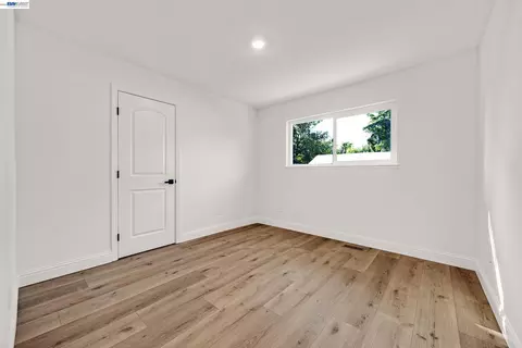 Bedroom - 1170 Mardon Ct, Concord, CA 94521 photo 4 of 10