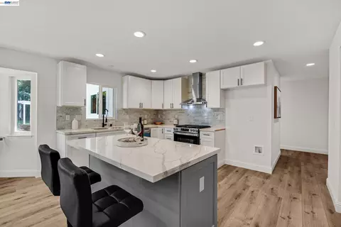 Kitchen - 1170 Mardon Ct, Concord, CA 94521 photo 4 of 4