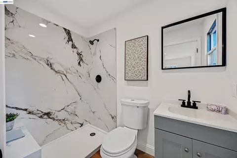 Bath - 1170 Mardon Ct, Concord, CA 94521 photo 1 of 5