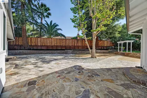 Exterior - 1170 Mardon Ct, Concord, CA 94521 photo 16 of 22