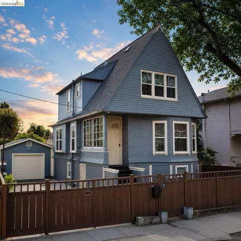 2026 Woolsey St, Berkeley, CA 94703 photo 1