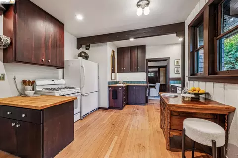 Kitchen - 2953 Hillegass Ave, Berkeley, CA 94705 photo 3 of 6