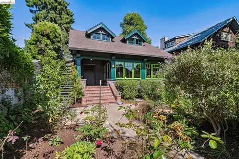 Exterior - 2953 Hillegass Ave, Berkeley, CA 94705 photo 5 of 27