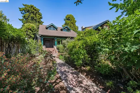 Exterior - 2953 Hillegass Ave, Berkeley, CA 94705 photo 4 of 27
