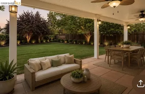 Exterior - 24 Mandrake Ct, Oakley, CA 94561 photo 5 of 8