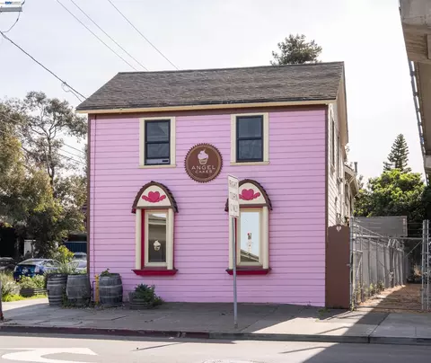 Exterior - 745 5th St, Oakland, CA 94607 photo 2 of 7