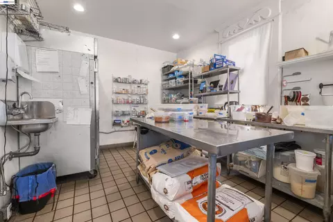Kitchen - 745 5th St, Oakland, CA 94607 photo 1 of 4