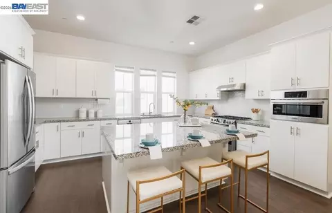 4367 Panorama Dr, Dublin, CA 94568