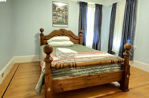 Bedroom - 1931 Stuart St, Berkeley, CA 94703 photo 3 of 3