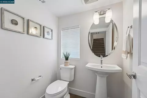 Bath - 1580 Wright Ave, Richmond, CA 94804 photo 1 of 3