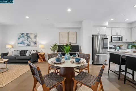 Dining - 1580 Wright Ave, Richmond, CA 94804 photo 1 of 2