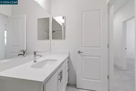 Bath - 1580 Wright Ave, Richmond, CA 94804 photo 2 of 5