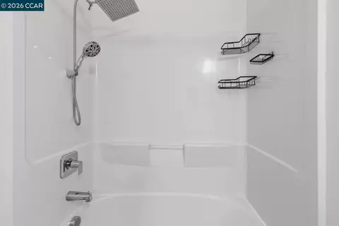 Bath - 1580 Wright Ave, Richmond, CA 94804 photo 3 of 5