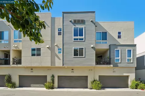 Exterior - 1580 Wright Ave, Richmond, CA 94804 photo 1 of 6