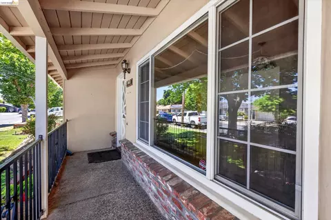 Exterior - Undisclosed, Concord, CA 94520 photo 4 of 10
