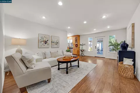 Living - 1730 Elm Rd, Concord, CA 94519 photo 3 of 4