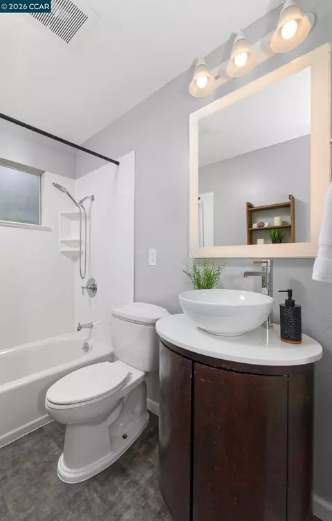 Bath - 3367 Benton St, Concord, CA 94519 photo 2 of 2