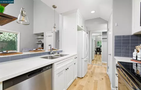 Kitchen - 3367 Benton St, Concord, CA 94519 photo 2 of 4