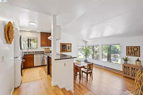 3501 35th Ave #7, Oakland, CA 94619