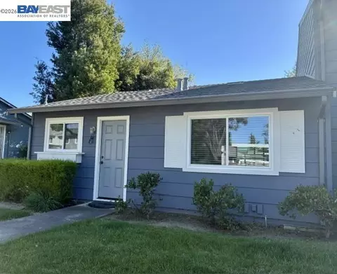 1202 Spring Valley Cmn, Livermore, CA 94551