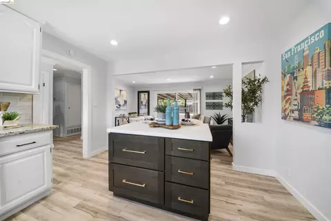 Kitchen - 7477 Limerick Ave, Dublin, CA 94568 photo 6 of 6
