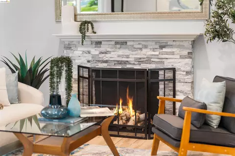 Living - 7477 Limerick Ave, Dublin, CA 94568 photo 3 of 4