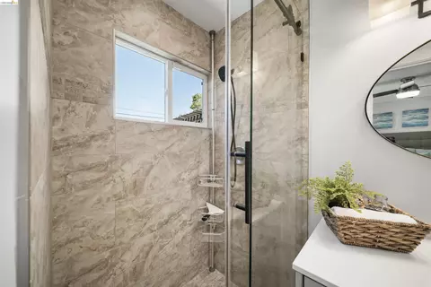 Bath - 7477 Limerick Ave, Dublin, CA 94568 photo 5 of 5