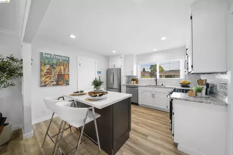 Kitchen - 7477 Limerick Ave, Dublin, CA 94568 photo 1 of 6