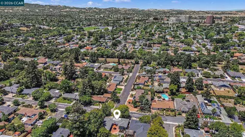 View/Area - 1360 Grove Way, Concord, CA 94518 photo 2 of 3