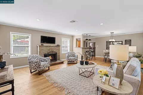 Living - 1360 Grove Way, Concord, CA 94518 photo 1 of 5
