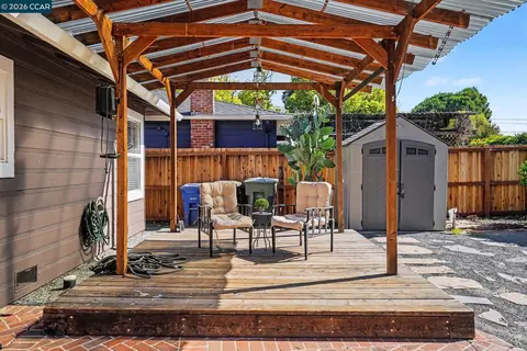 Exterior - 1360 Grove Way, Concord, CA 94518 photo 5 of 11