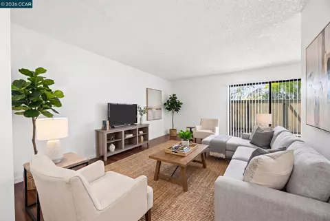 2890 Treat Blvd #7, Concord, CA 94518