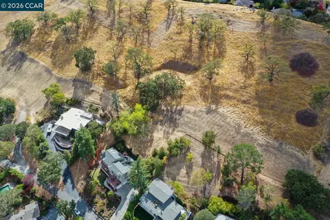457 Summit Rd, Walnut Creek, CA 94598 photo 2