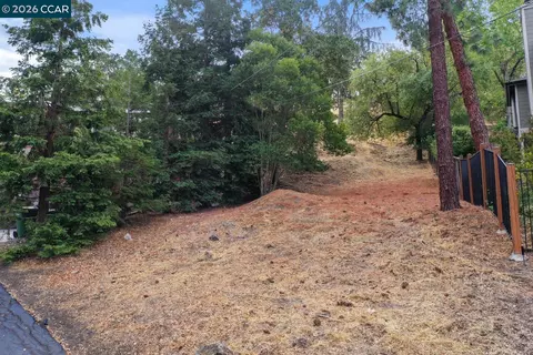 457 Summit Rd, Walnut Creek, CA 94598 photo 3