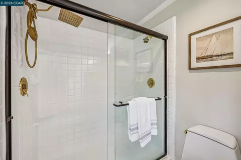 Bath - 3620 Madrone Dr, Lafayette, CA 94549 photo 5 of 5