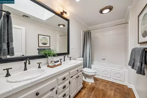 Bath - 3620 Madrone Dr, Lafayette, CA 94549 photo 1 of 5