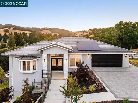 130 Arbor View Ln, Lafayette, CA 94549