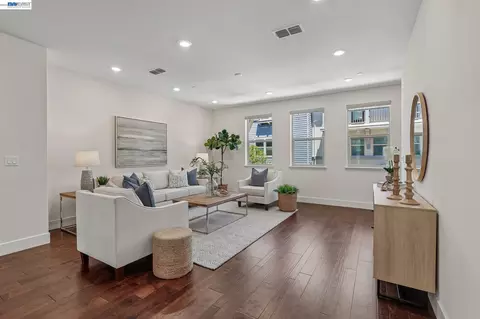 3992 Scottfield St, Dublin, CA 94568